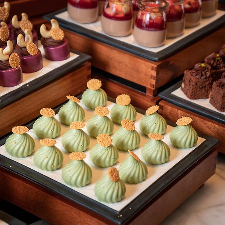 Holiday Inn Chongqing Guanyinqiao By Ihg Экстерьер фото