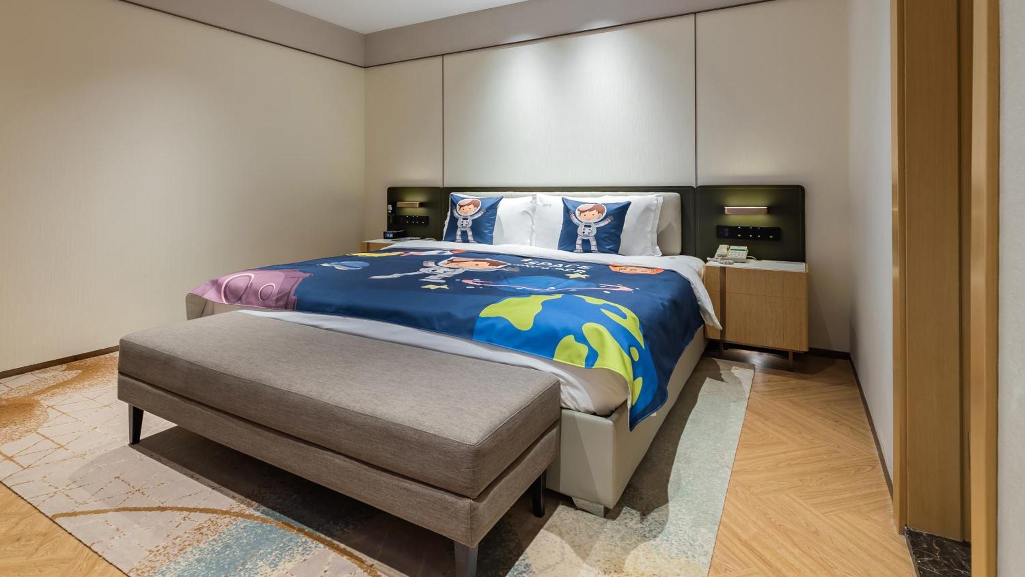 Holiday Inn Chongqing Guanyinqiao By Ihg Экстерьер фото