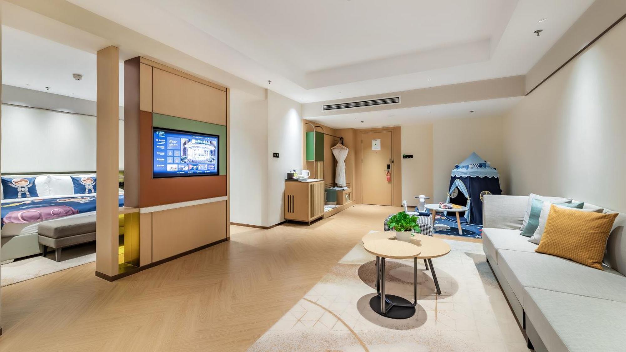 Holiday Inn Chongqing Guanyinqiao By Ihg Экстерьер фото
